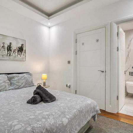 فيلا 2 Bed 2 Bath Balcony View Wimbledon Tennis لندن المظهر الخارجي الصورة