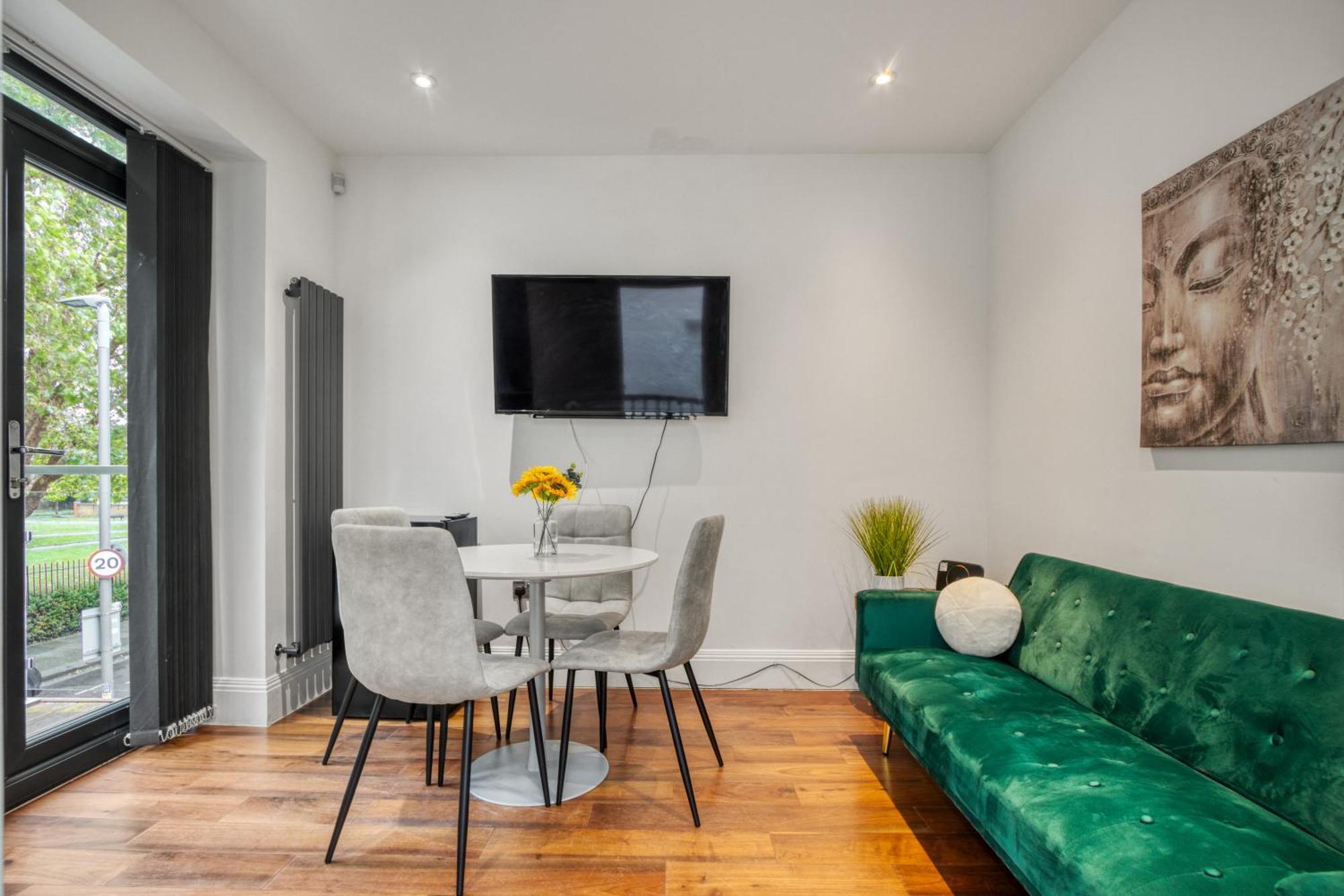 فيلا 2 Bed 2 Bath Balcony View Wimbledon Tennis لندن المظهر الخارجي الصورة